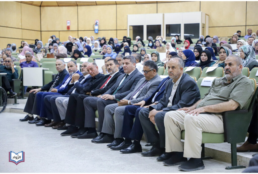الرواد تكرم 84 معلما ومعلمة و 21 مفتشا تربويا بمراقبة تعليم مصراتة