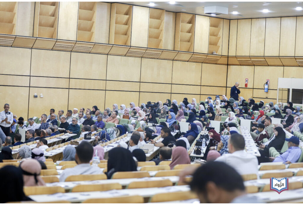 الرواد تكرم 84 معلما ومعلمة و 21 مفتشا تربويا بمراقبة تعليم مصراتة